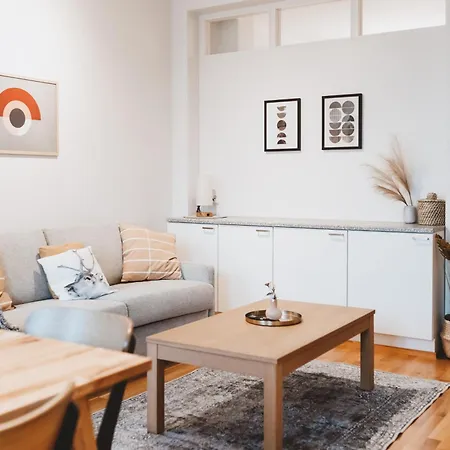 Appartement Floor Overlooking Rooftops