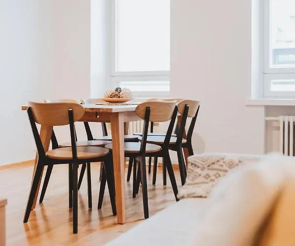 Apartamento Floor Overlooking Rooftops *